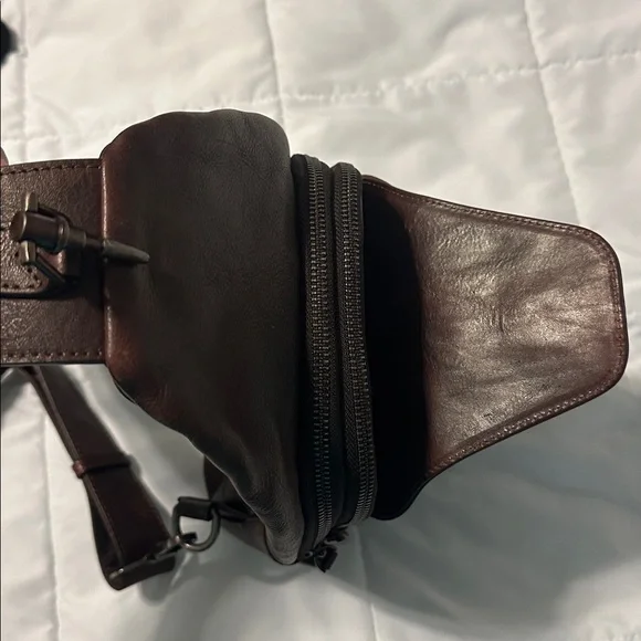 Brown Leather Sling Bag - Like New! - Picture 3 of 8